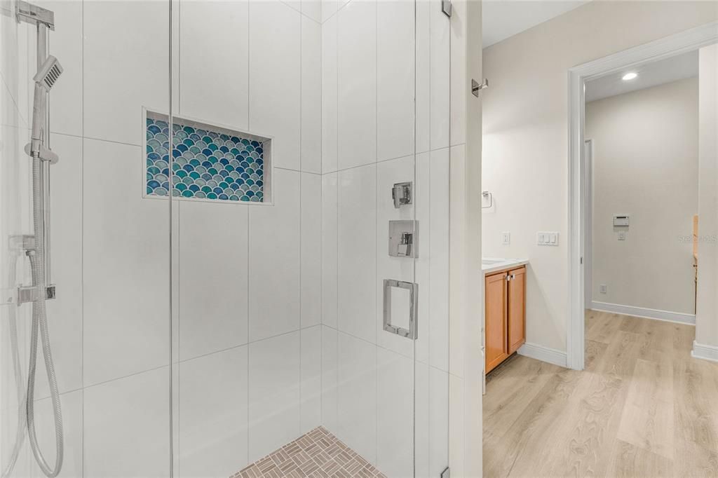 For Rent: $4,800 (4 beds, 3 baths, 3605 Square Feet)
