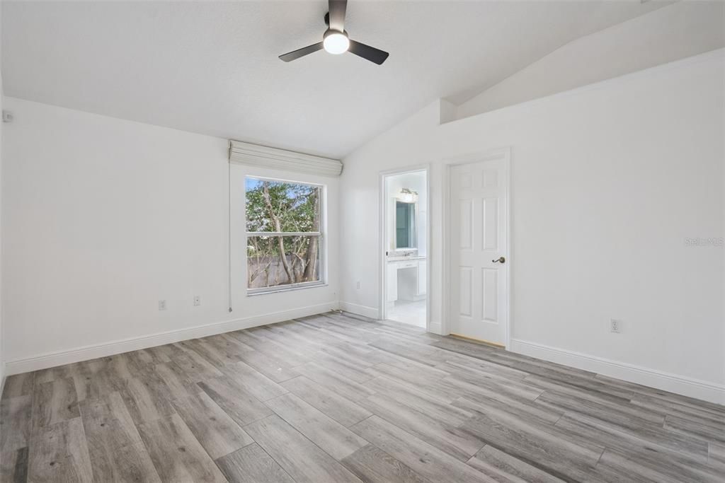 For Sale: $490,000 (3 beds, 2 baths, 1650 Square Feet)