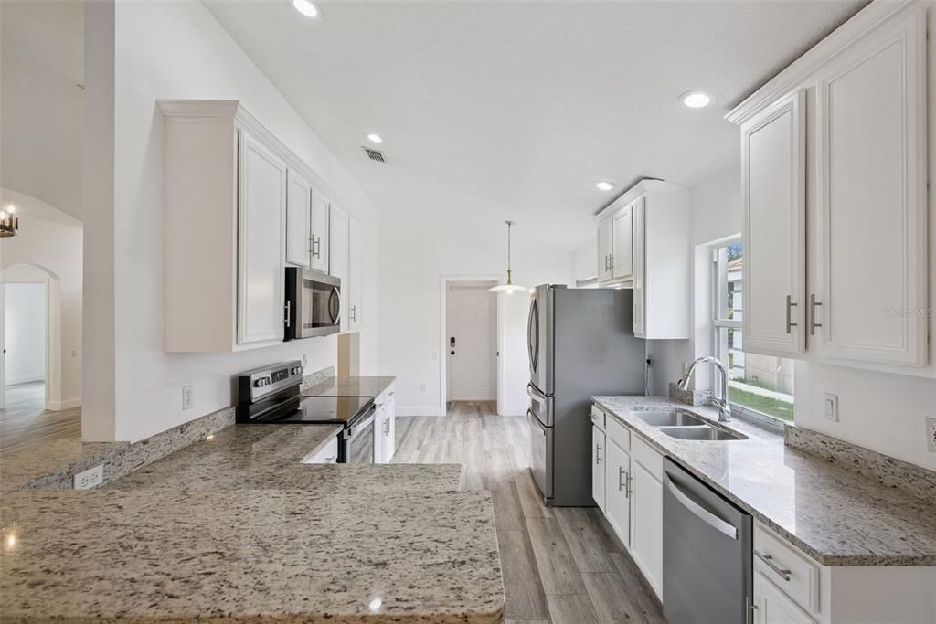 For Sale: $490,000 (3 beds, 2 baths, 1650 Square Feet)