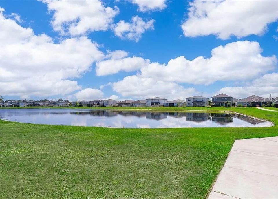 For Rent: $2,800 (4 beds, 2 baths, 2112 Square Feet)