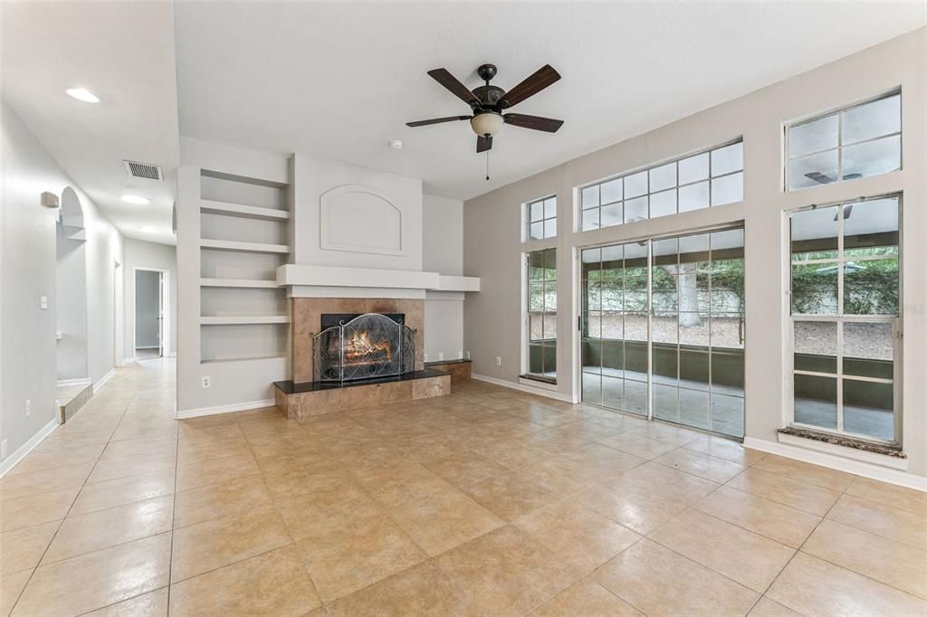 Active With Contract: $598,800 (5 beds, 3 baths, 3203 Square Feet)