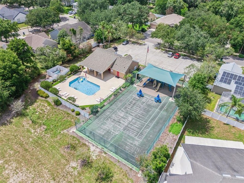 Active With Contract: $598,800 (5 beds, 3 baths, 3203 Square Feet)