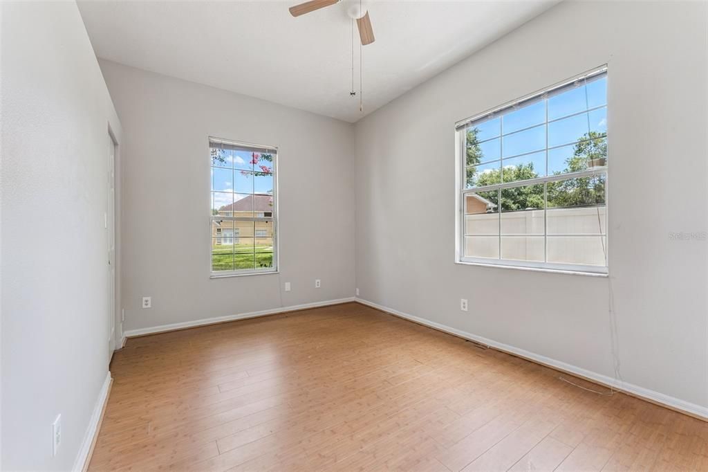 Active With Contract: $598,800 (5 beds, 3 baths, 3203 Square Feet)