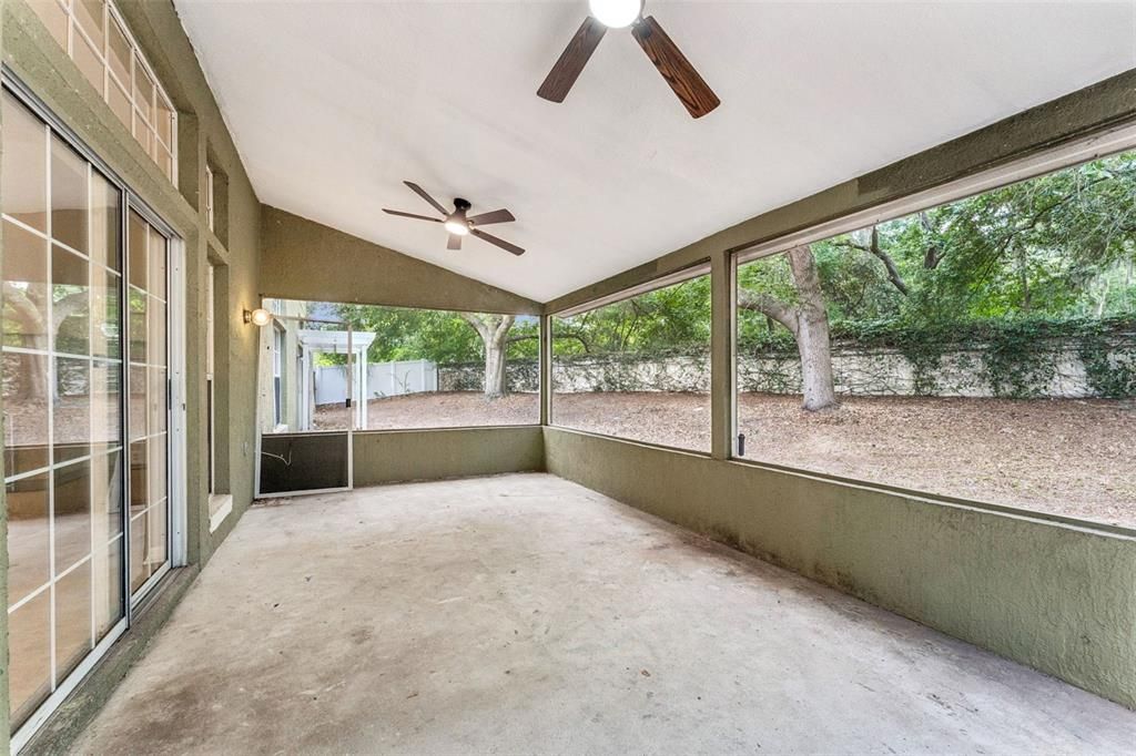 En Venta: $598,800 (5 camas, 3 baños, 3203 Pies cuadrados)