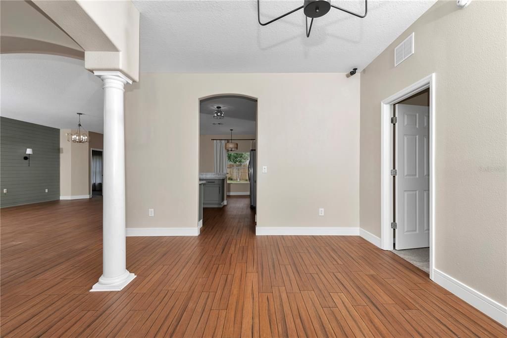 For Sale: $370,000 (4 beds, 3 baths, 2303 Square Feet)