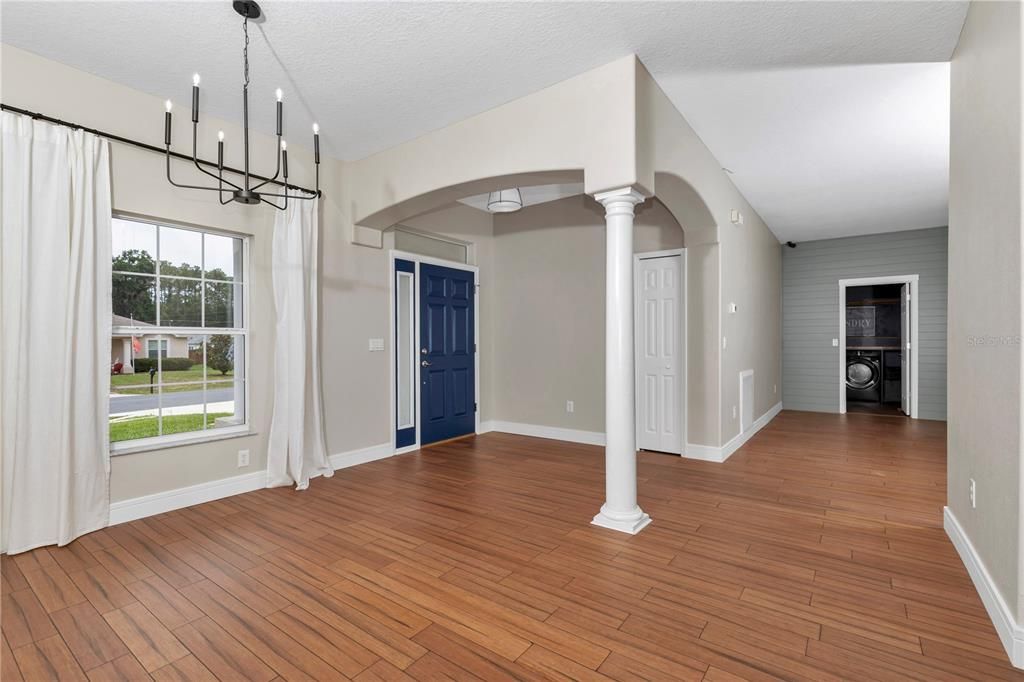 For Sale: $370,000 (4 beds, 3 baths, 2303 Square Feet)