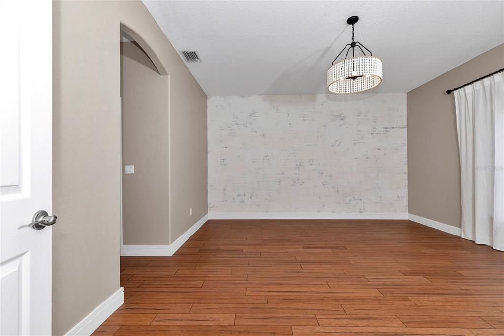 For Sale: $370,000 (4 beds, 3 baths, 2303 Square Feet)