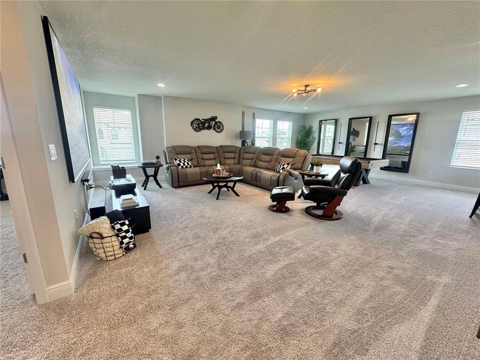 For Sale: $775,000 (5 beds, 3 baths, 3373 Square Feet)