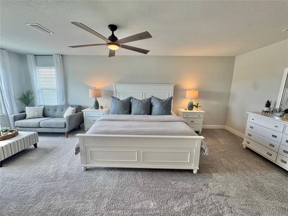 For Sale: $775,000 (5 beds, 3 baths, 3373 Square Feet)
