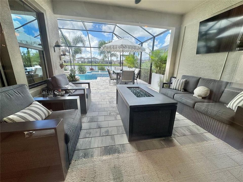 For Sale: $775,000 (5 beds, 3 baths, 3373 Square Feet)