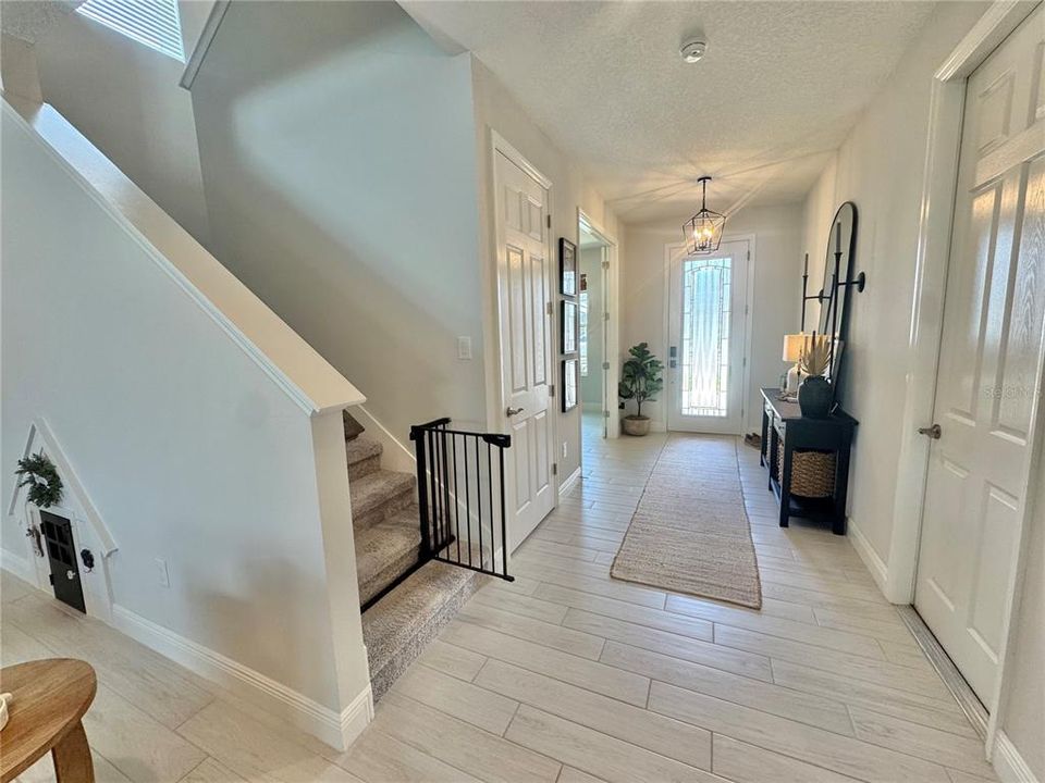 For Sale: $775,000 (5 beds, 3 baths, 3373 Square Feet)