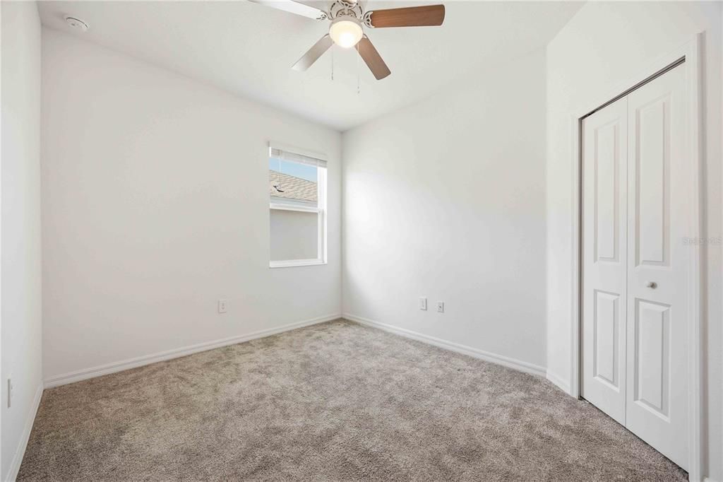 For Rent: $2,175 (4 beds, 2 baths, 1896 Square Feet)