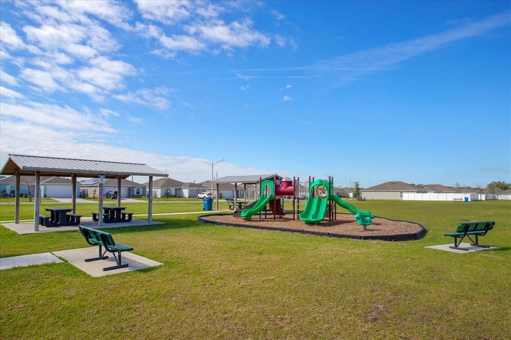 For Rent: $1,930 (3 beds, 2 baths, 1250 Square Feet)
