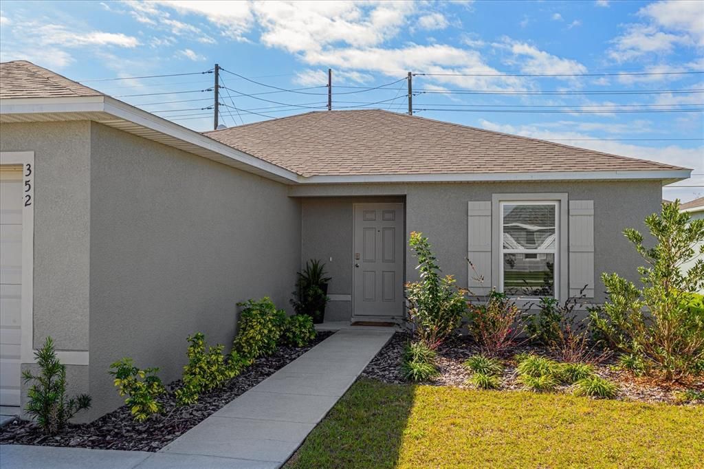 For Rent: $1,930 (3 beds, 2 baths, 1250 Square Feet)