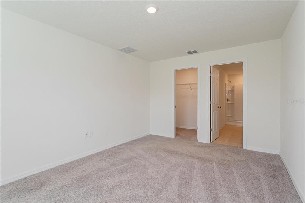 For Rent: $1,930 (3 beds, 2 baths, 1250 Square Feet)