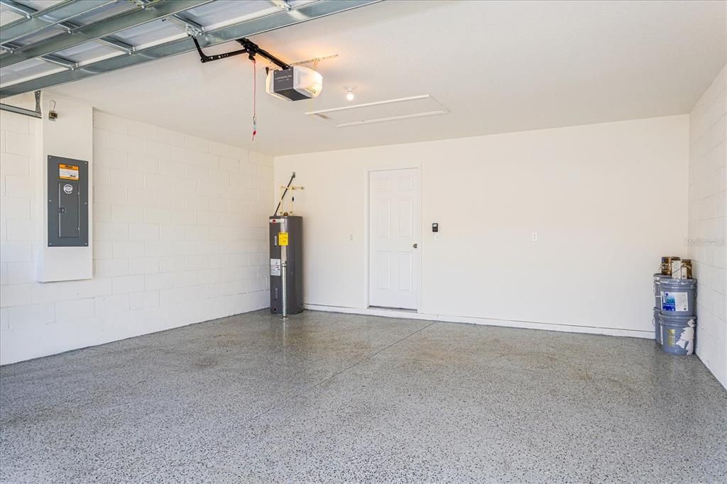 For Rent: $1,930 (3 beds, 2 baths, 1250 Square Feet)