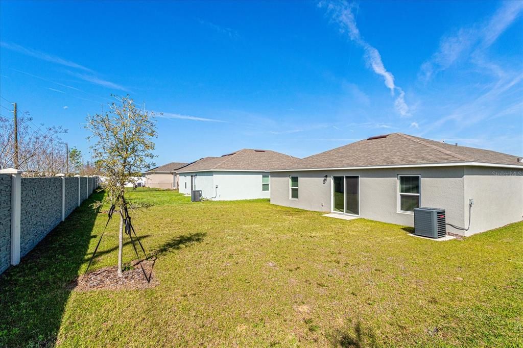 For Rent: $1,930 (3 beds, 2 baths, 1250 Square Feet)