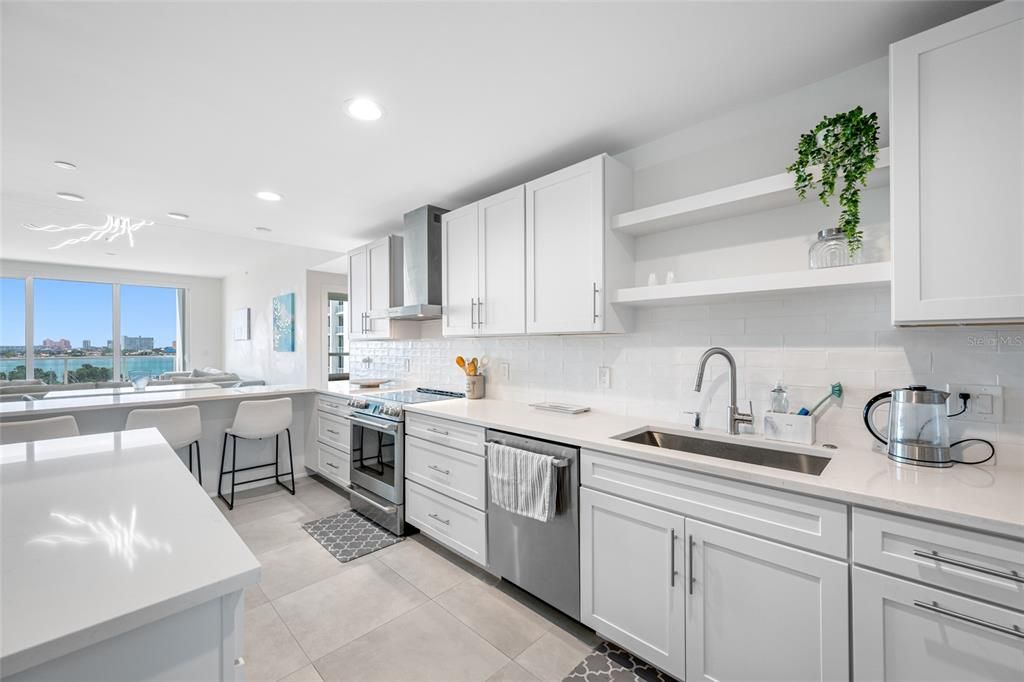 For Rent: $5,500 (3 beds, 2 baths, 1902 Square Feet)