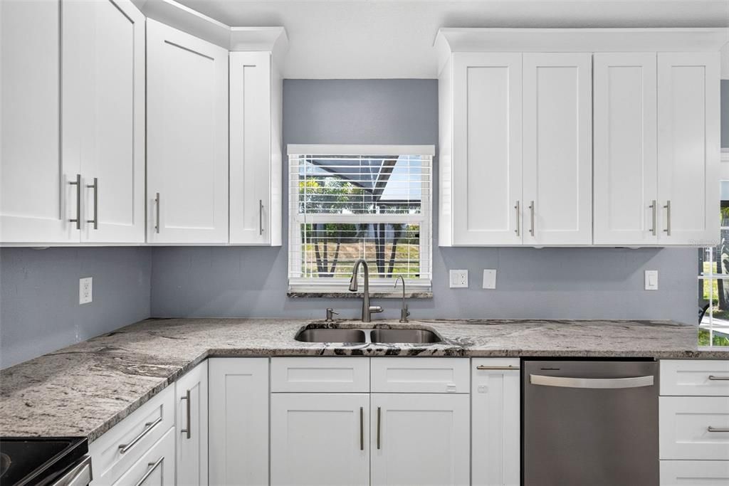 For Sale: $414,000 (3 beds, 2 baths, 1333 Square Feet)