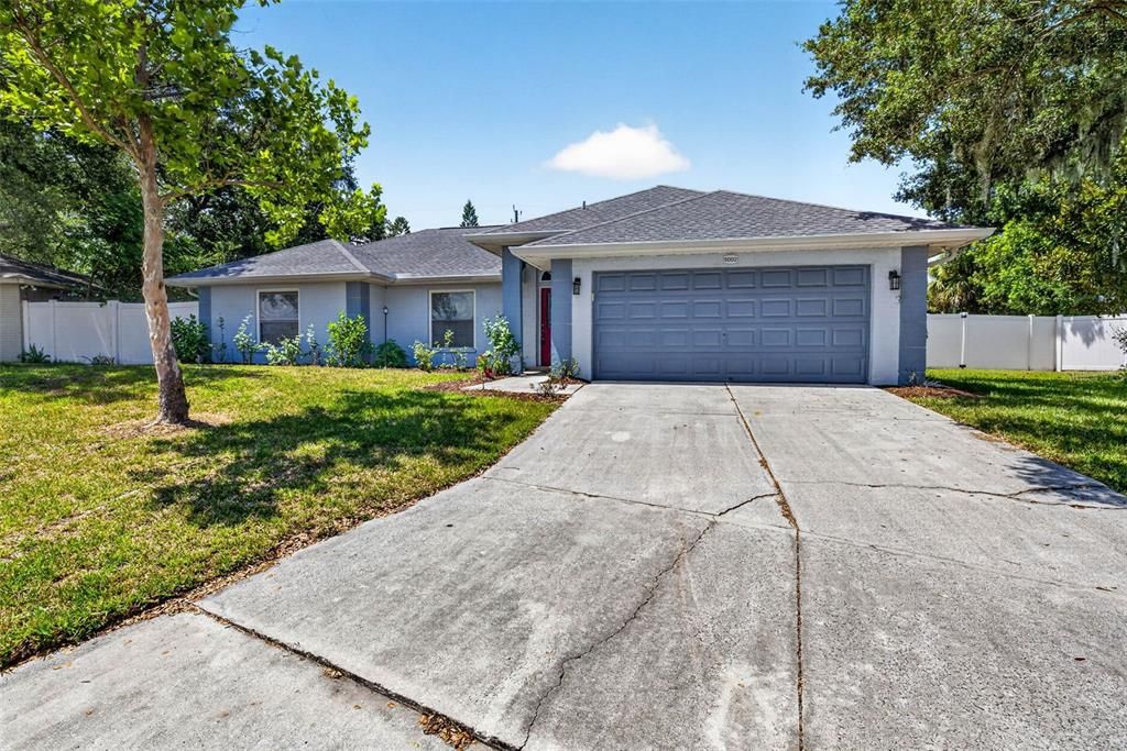 For Sale: $414,000 (3 beds, 2 baths, 1333 Square Feet)