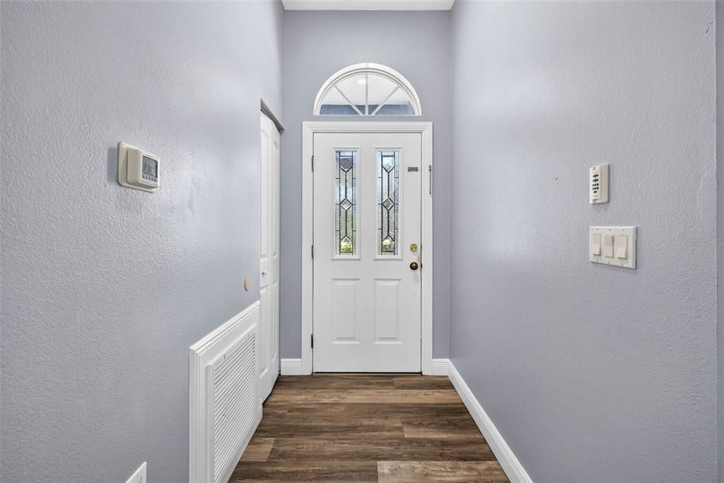 For Sale: $414,000 (3 beds, 2 baths, 1333 Square Feet)