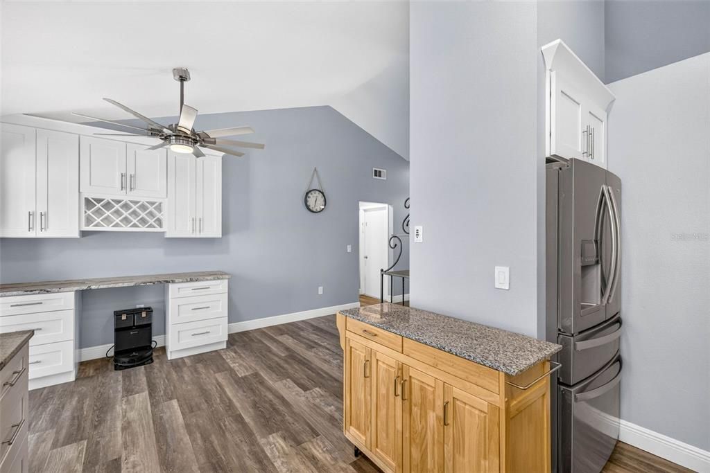 For Sale: $414,000 (3 beds, 2 baths, 1333 Square Feet)