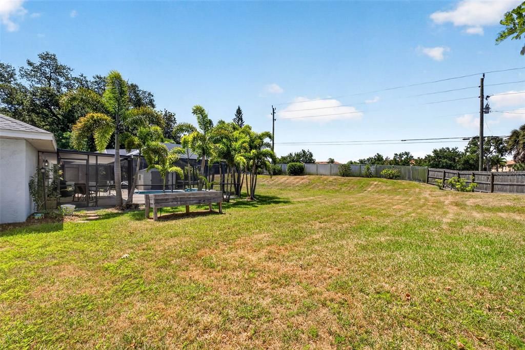 For Sale: $414,000 (3 beds, 2 baths, 1333 Square Feet)