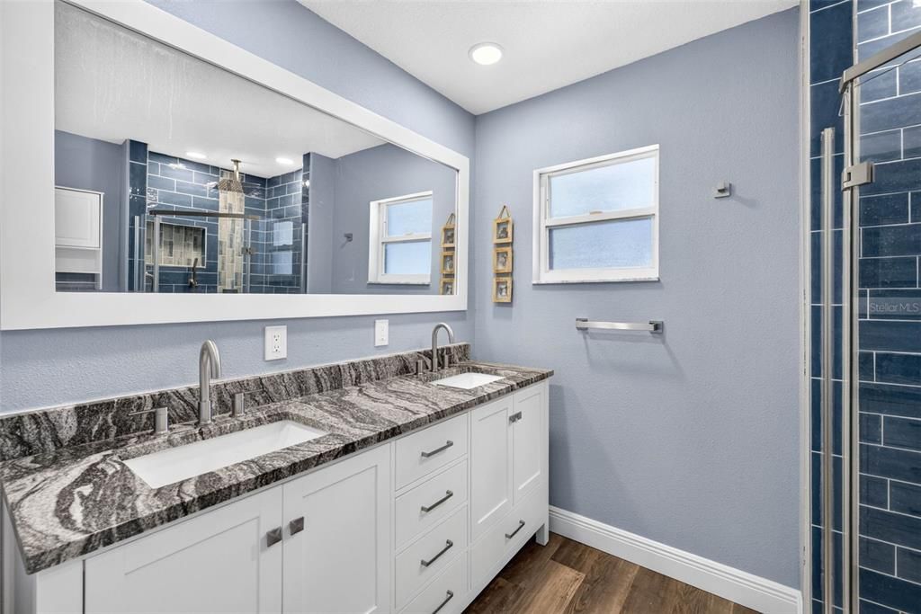 For Sale: $414,000 (3 beds, 2 baths, 1333 Square Feet)
