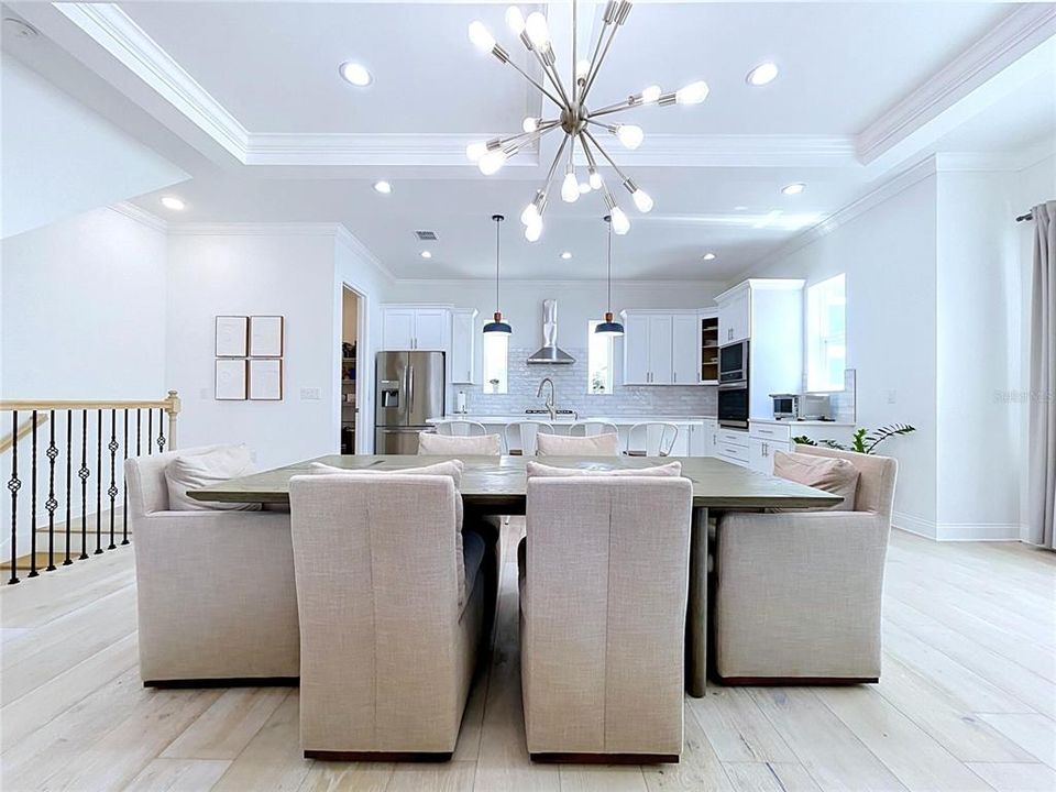En Venta: $895,000 (4 camas, 3 baños, 2620 Pies cuadrados)