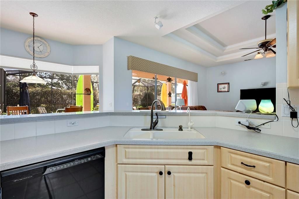 For Sale: $479,900 (3 beds, 2 baths, 2115 Square Feet)