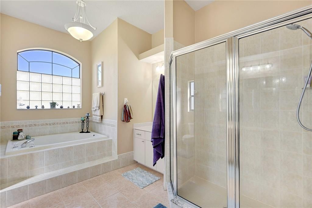 For Sale: $479,900 (3 beds, 2 baths, 2115 Square Feet)