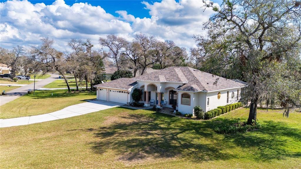 For Sale: $479,900 (3 beds, 2 baths, 2115 Square Feet)