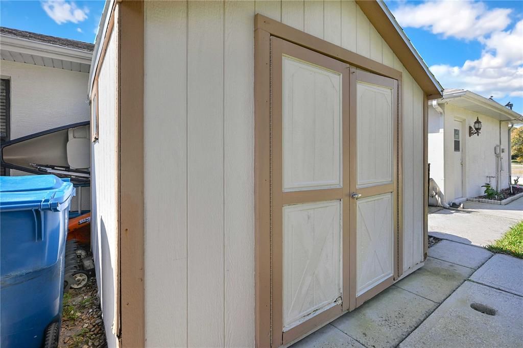 For Sale: $479,900 (3 beds, 2 baths, 2115 Square Feet)