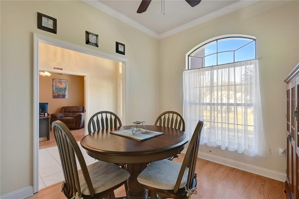 For Sale: $479,900 (3 beds, 2 baths, 2115 Square Feet)