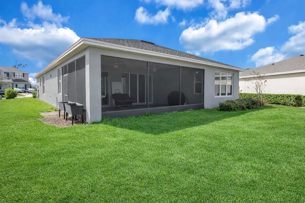 For Rent: $2,550 (3 beds, 3 baths, 2206 Square Feet)