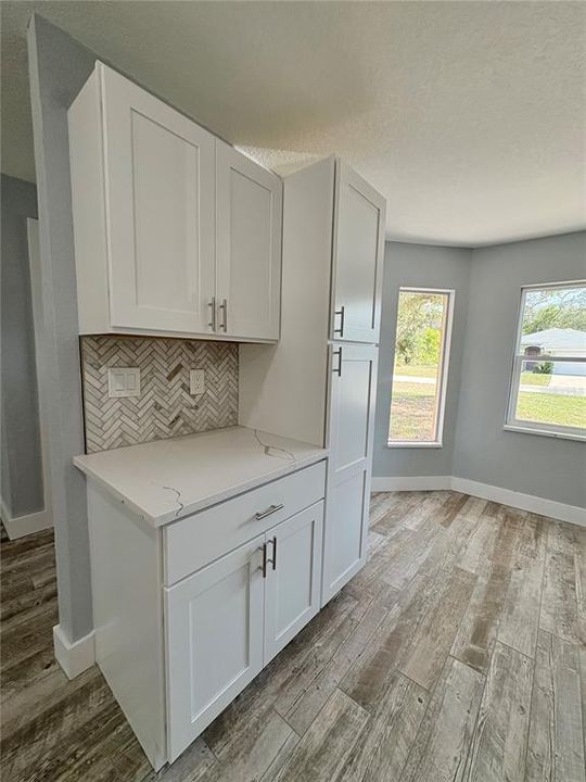 For Sale: $289,000 (3 beds, 2 baths, 1177 Square Feet)