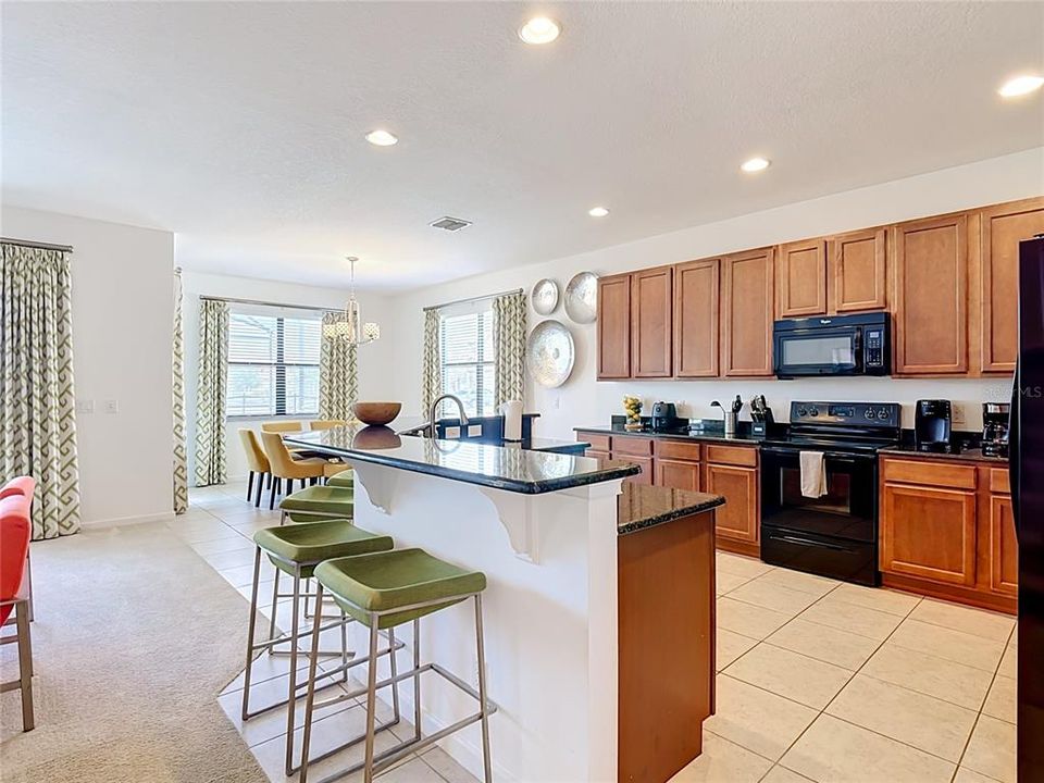 For Sale: $575,000 (7 beds, 8 baths, 3565 Square Feet)
