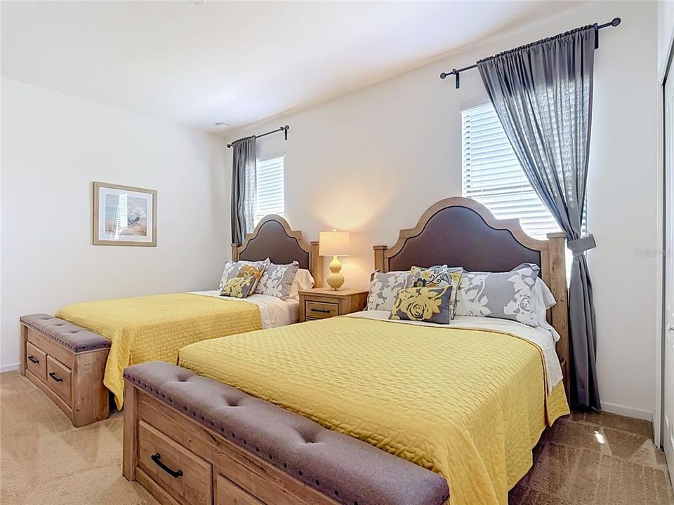 For Sale: $575,000 (7 beds, 8 baths, 3565 Square Feet)