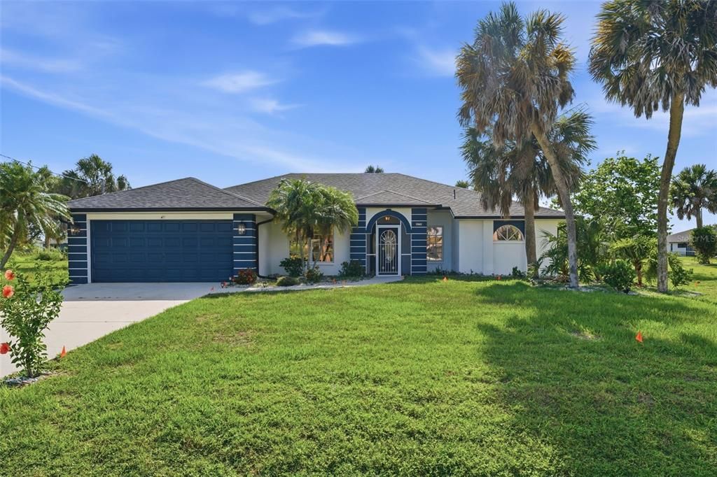 For Sale: $449,000 (3 beds, 2 baths, 1792 Square Feet)