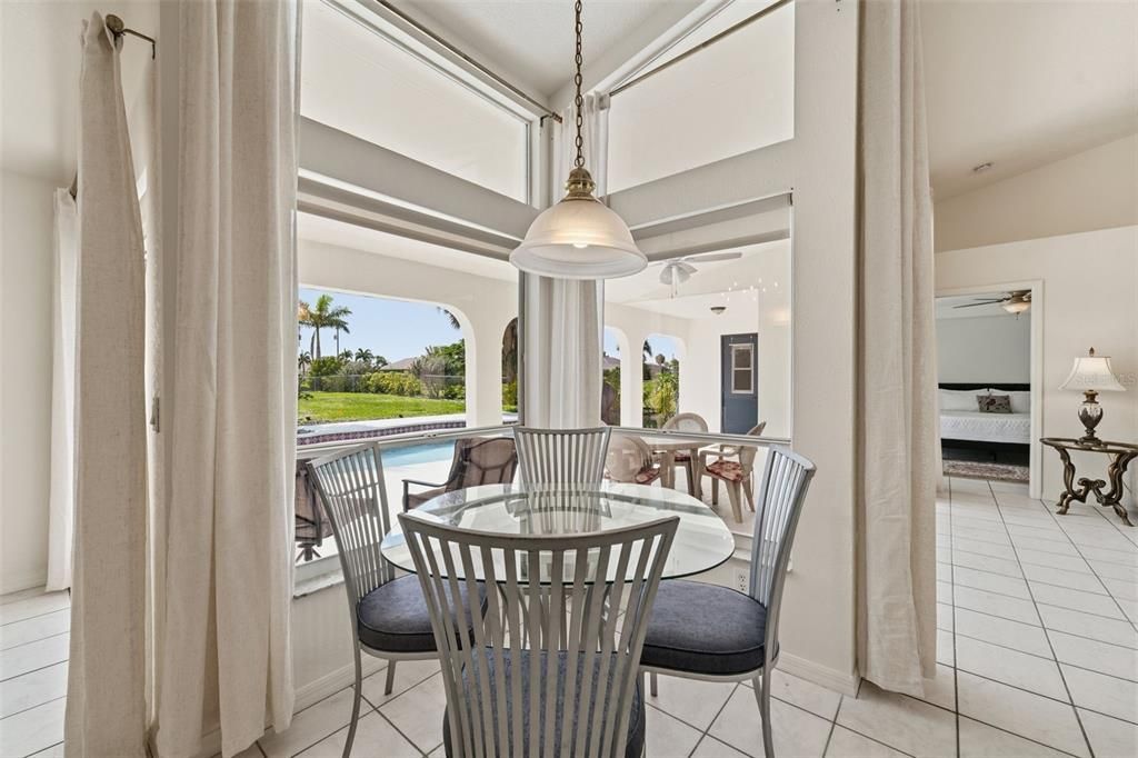 For Sale: $449,000 (3 beds, 2 baths, 1792 Square Feet)