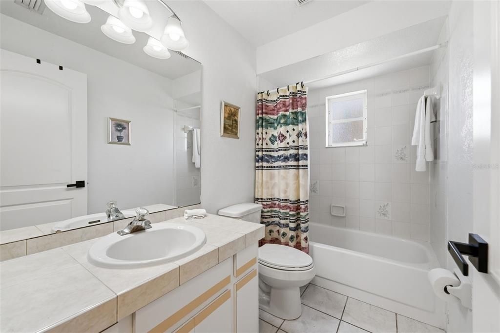 For Sale: $449,000 (3 beds, 2 baths, 1792 Square Feet)