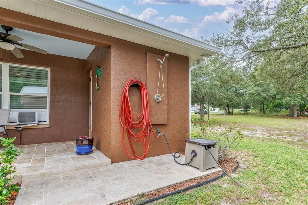 En Venta: $315,000 (3 camas, 2 baños, 1385 Pies cuadrados)