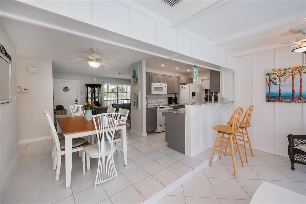 En Venta: $329,900 (2 camas, 2 baños, 1187 Pies cuadrados)