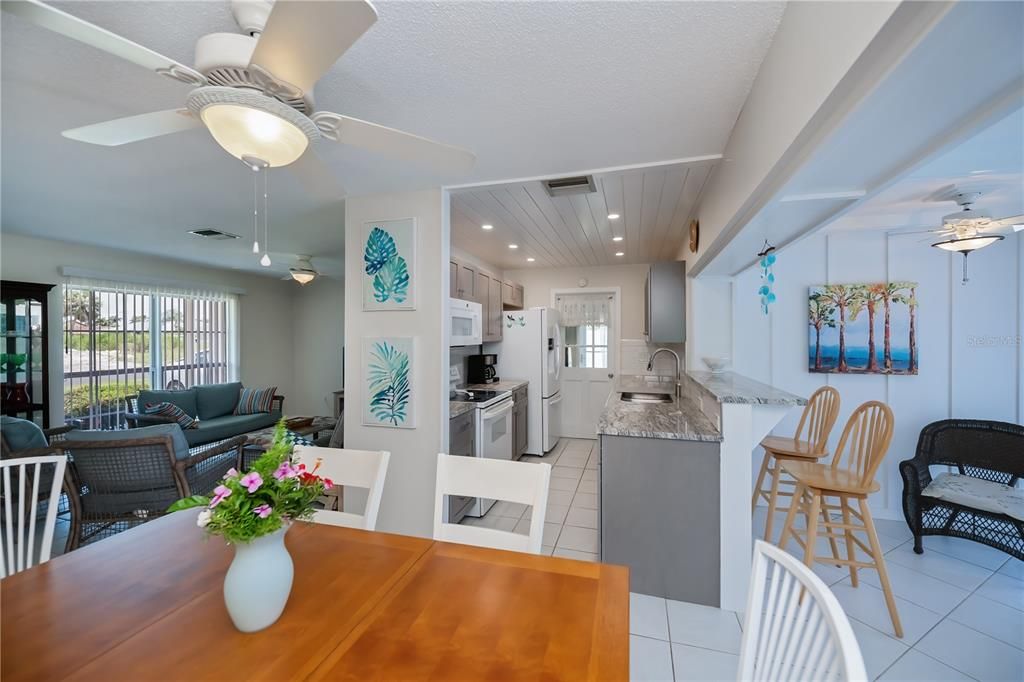En Venta: $329,900 (2 camas, 2 baños, 1187 Pies cuadrados)