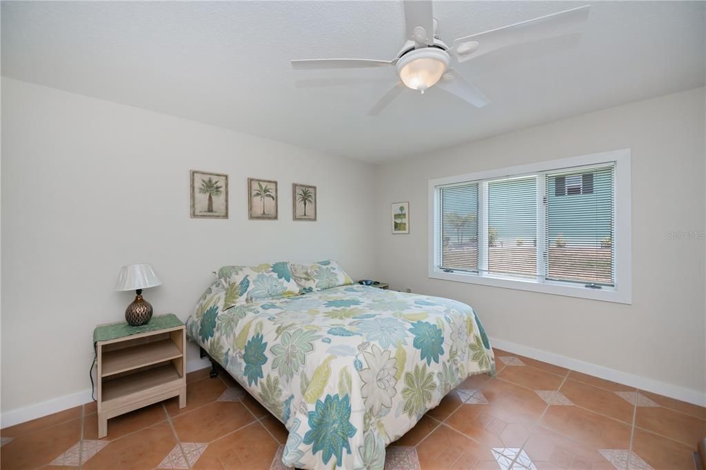 En Venta: $329,900 (2 camas, 2 baños, 1187 Pies cuadrados)