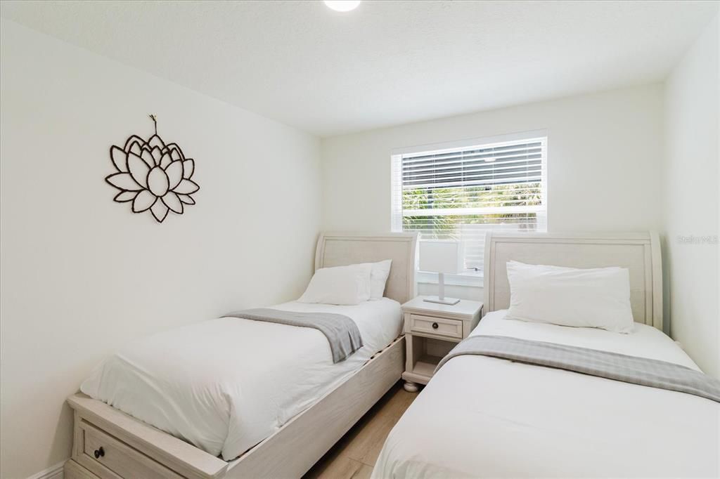 En Venta: $560,000 (3 camas, 2 baños, 1147 Pies cuadrados)