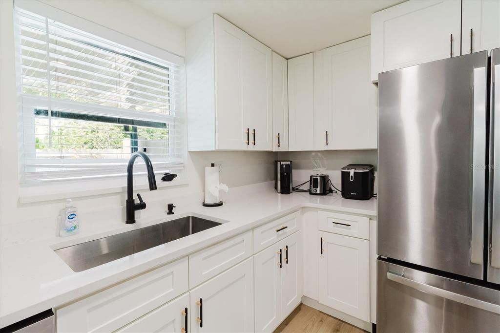 En Venta: $560,000 (3 camas, 2 baños, 1147 Pies cuadrados)