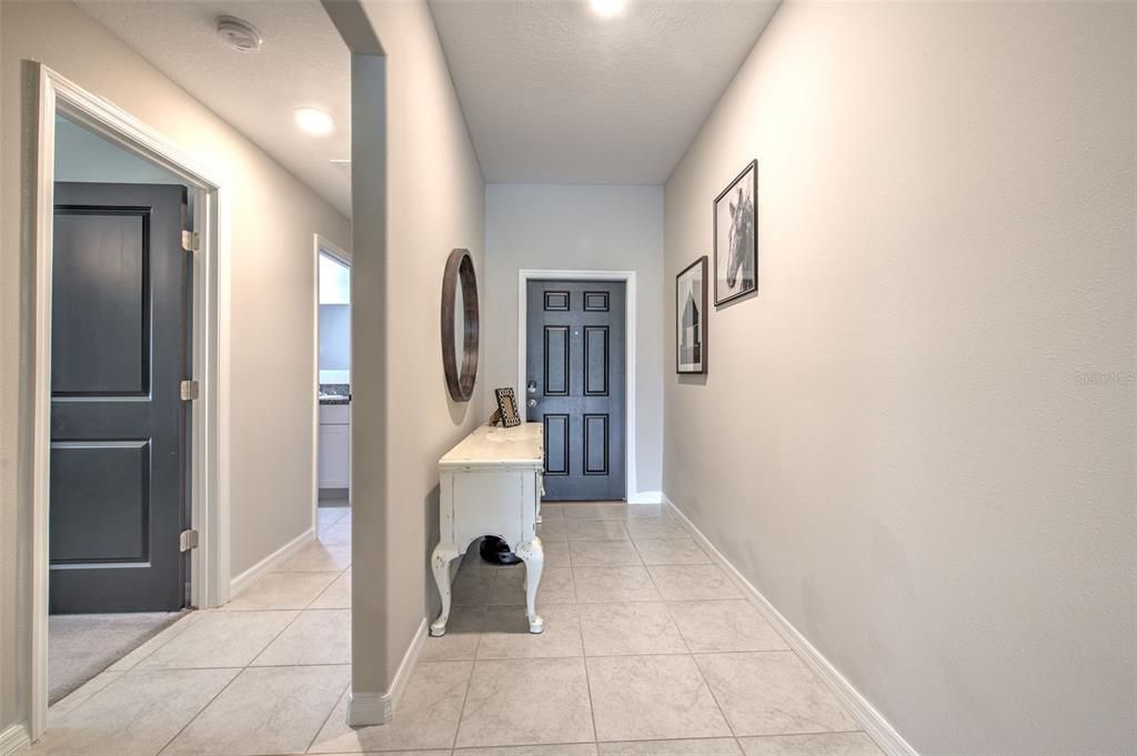 For Sale: $349,900 (4 beds, 2 baths, 1935 Square Feet)