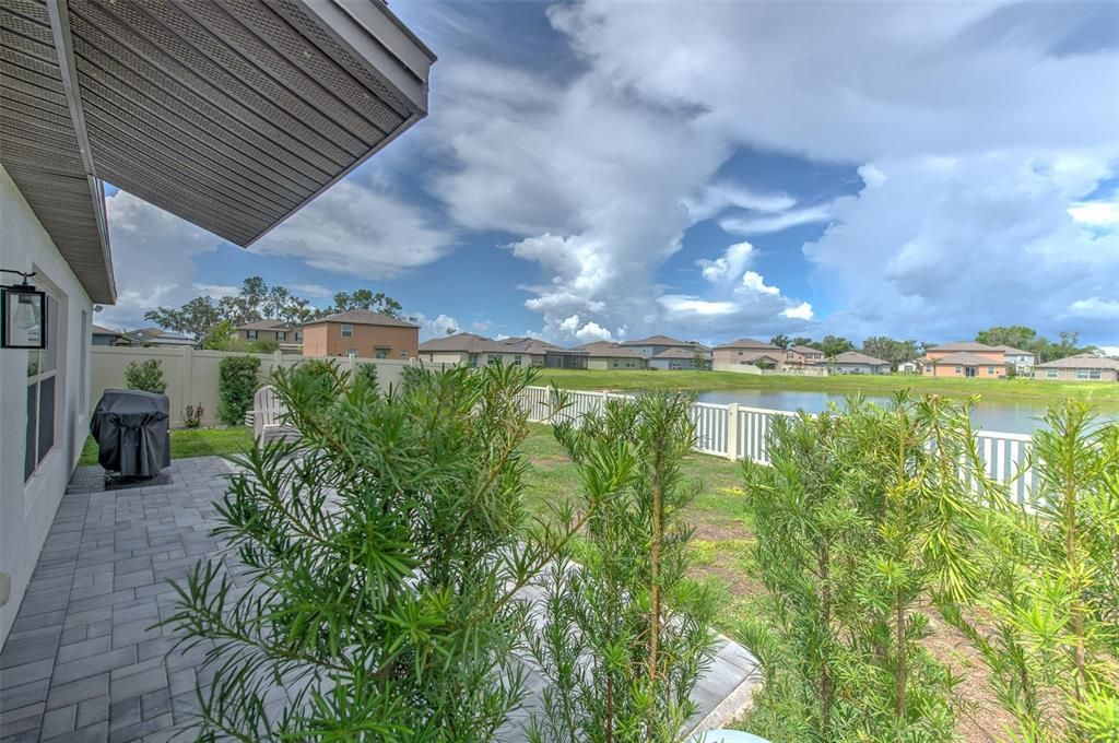 For Sale: $349,900 (4 beds, 2 baths, 1935 Square Feet)