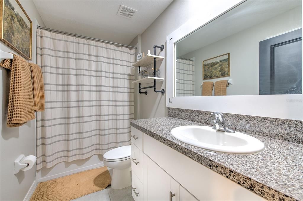 For Sale: $349,900 (4 beds, 2 baths, 1935 Square Feet)